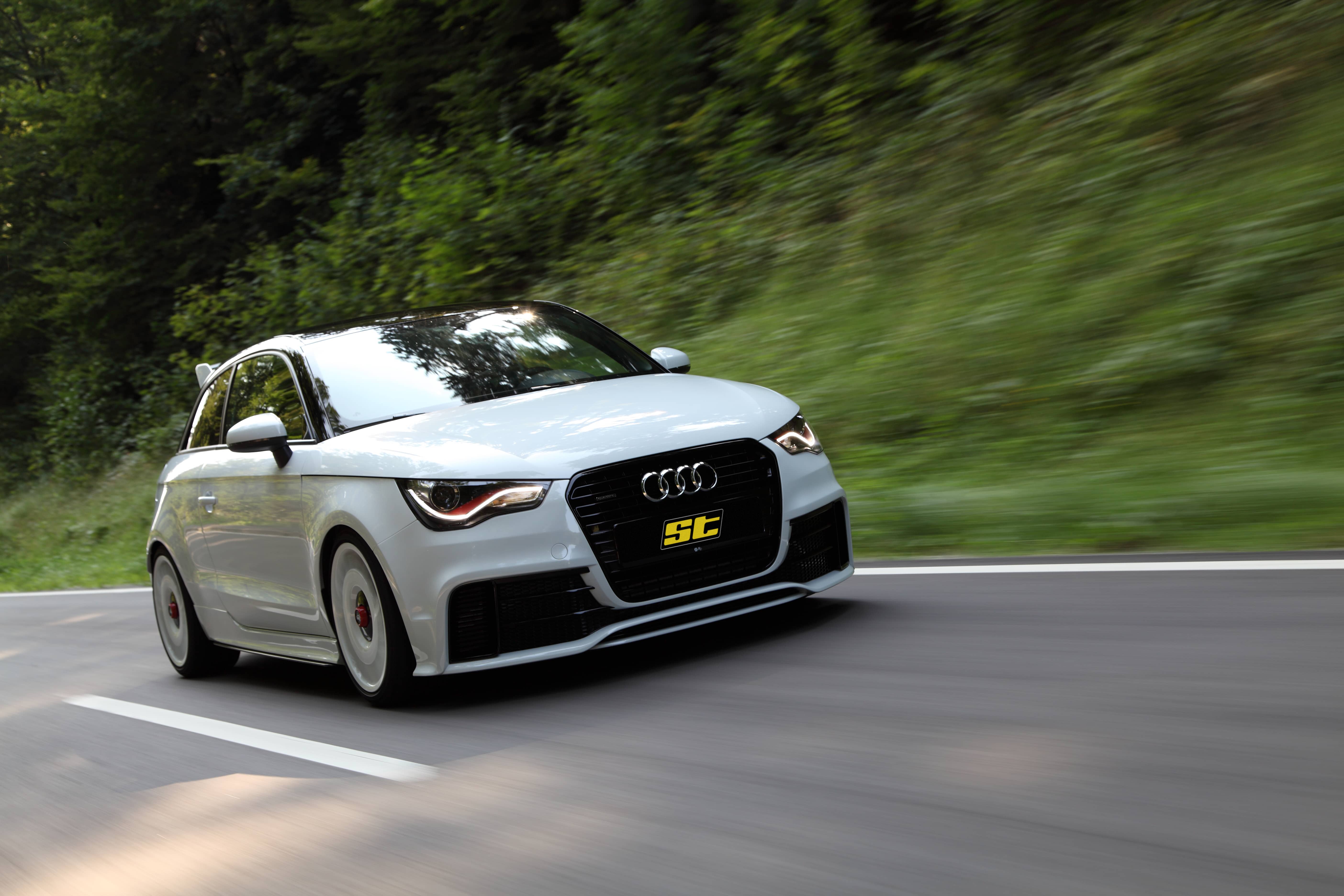 京商 Audi A1 Sportback 8X アウディ純正5011201033 ST_Audi_A1_Typ_8X_Quattro_001_